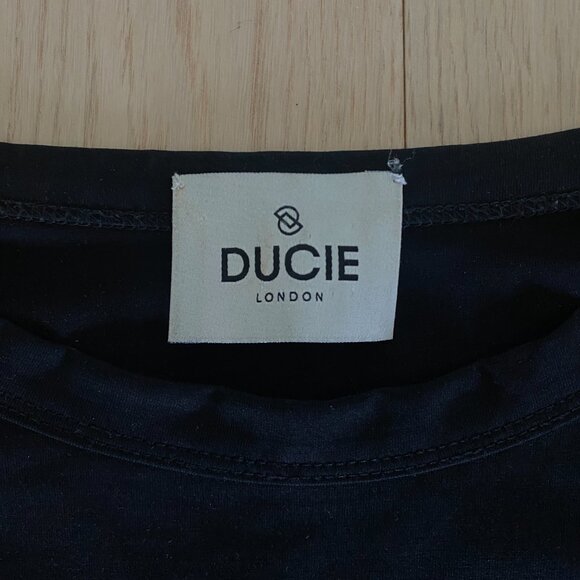 Ducie London Shoulder Muscle Tank - Picture 3 of 3